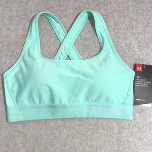Under Armour sports bra NWT mid-impact